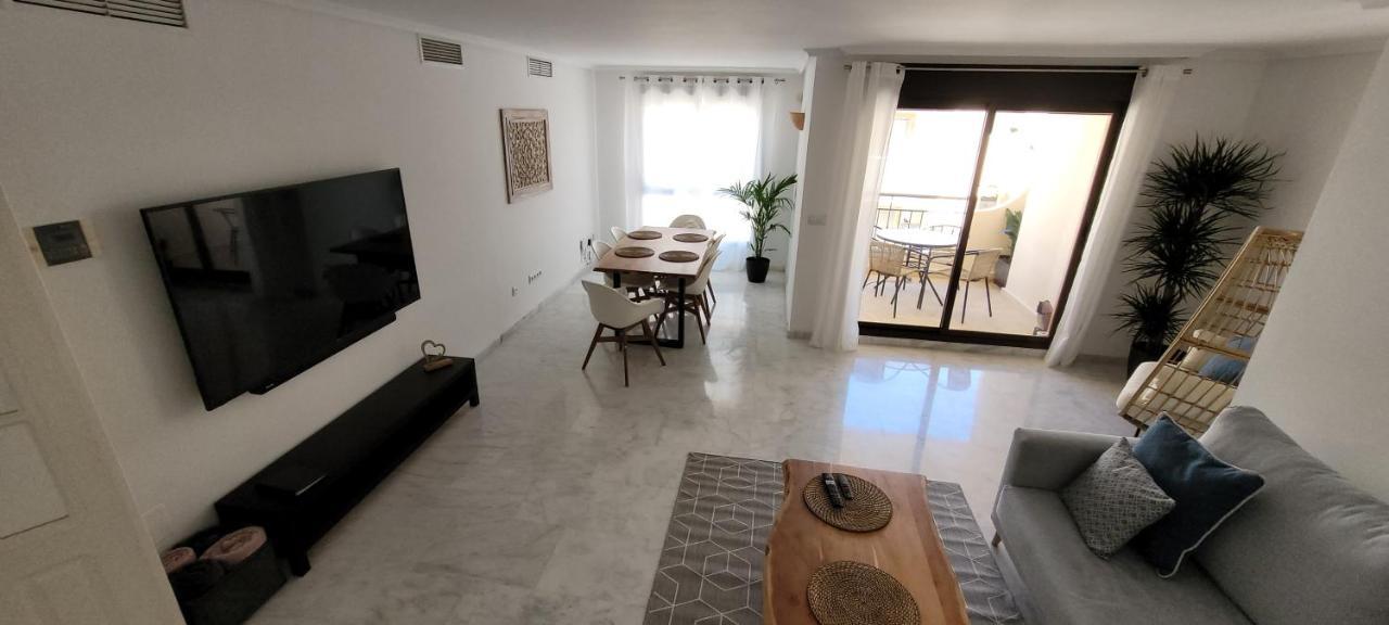 Luxury Apartment In The Heart Of Moraira & 200Mtrs From The Sea Exterior photo